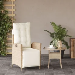 vidaXL Justerbar trädgårdsstol med fotstöd beige konstrotting